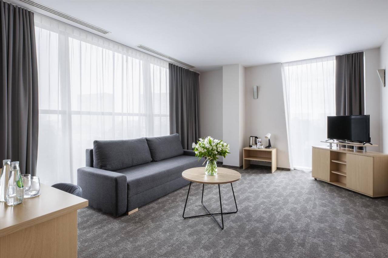 Hotel Lechicka Poznań Esterno foto
