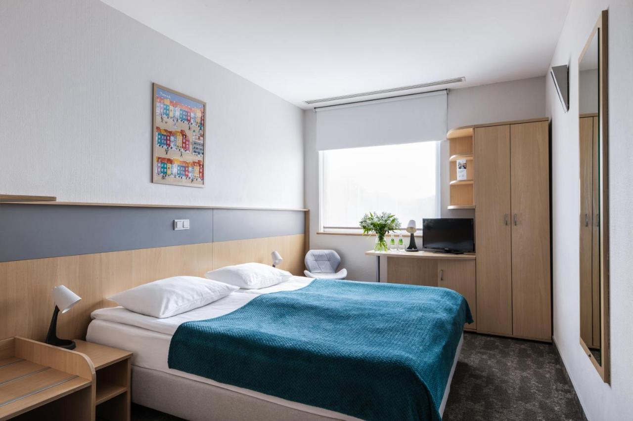 Hotel Lechicka Poznań Esterno foto